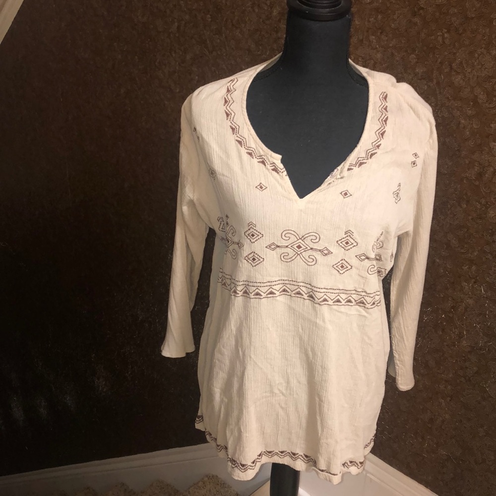 Tunic with tribal embroidery